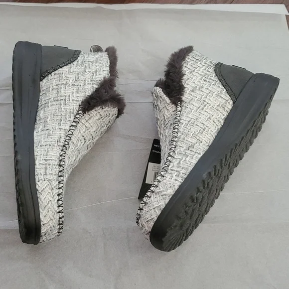 Hey Dude Women's Denny White Boots - Picture 6 of 8